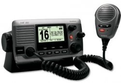 Radijo stotelė Garmin VHF 100i , Jūrinės racijos, Aksesuarai | Laivynas.lt